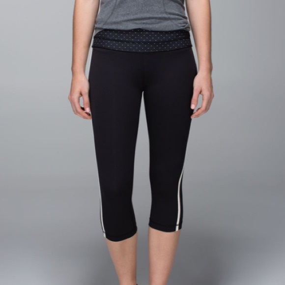 lululemon athletica Pants - Lululemon Up The Pace Crop Black / Sweet Spot